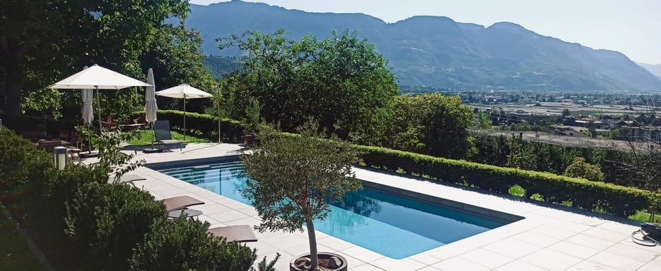 Pool view, Swimming pool