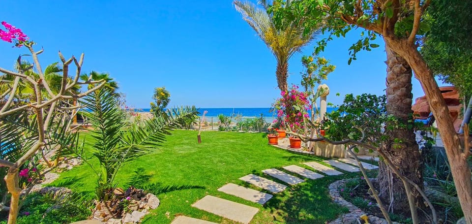 Garden view, Sea view