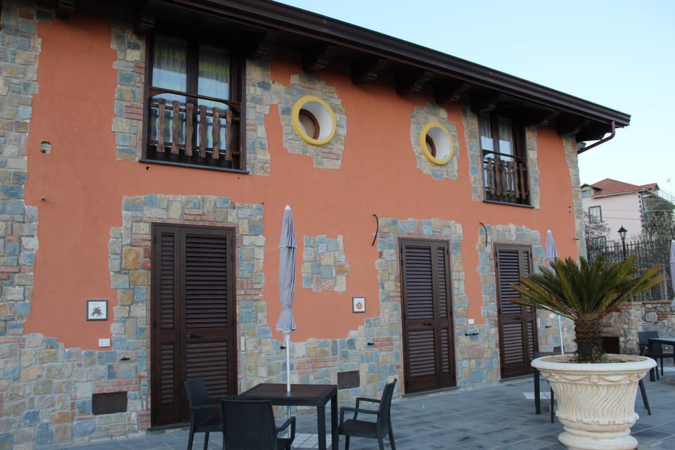 The Chalet, guest house Bed and Breakfast in Agerola