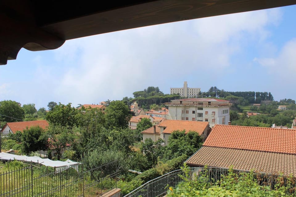 The Chalet, guest house Bed and Breakfast in Agerola