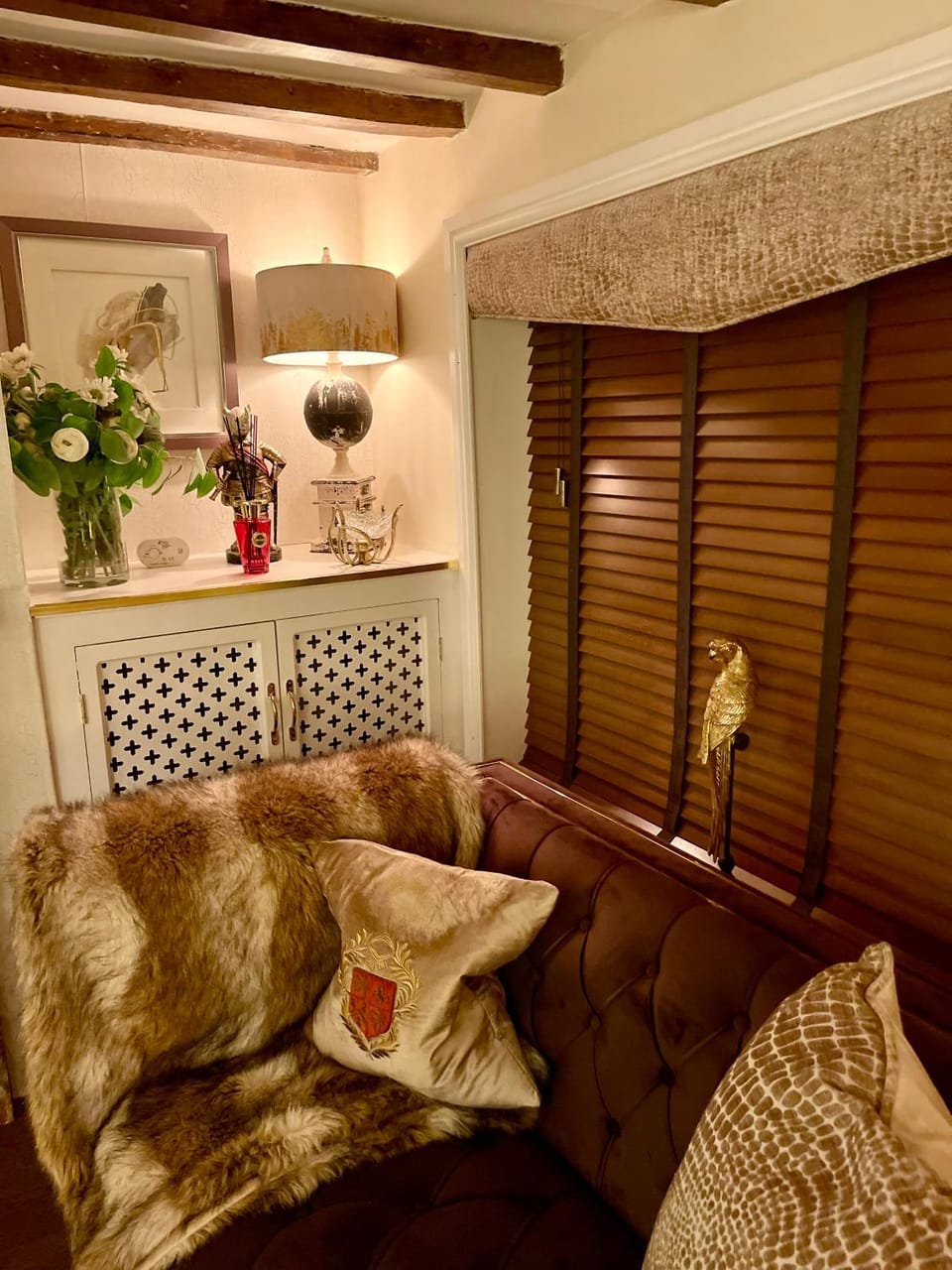 Living room, Lounge or bar, Seating area
