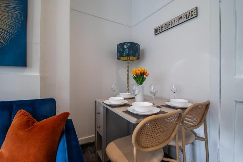 Bella House - 3 bed house in Glasgow Apartment in Glasgow