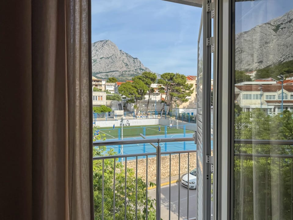 Penthouse Altus Apartment in Baška Voda