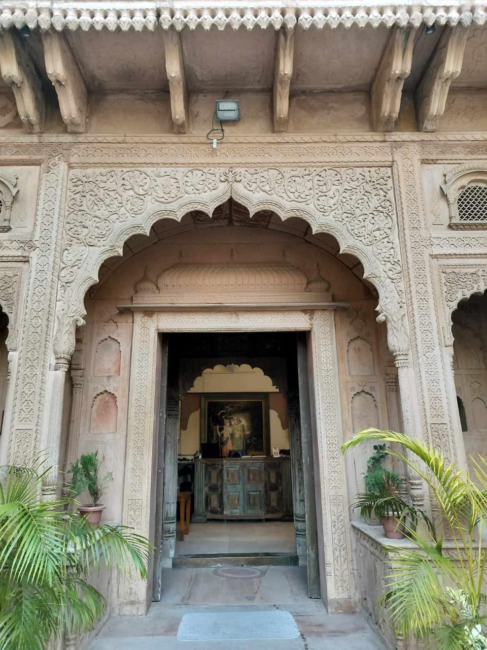 Facade/entrance, Day
