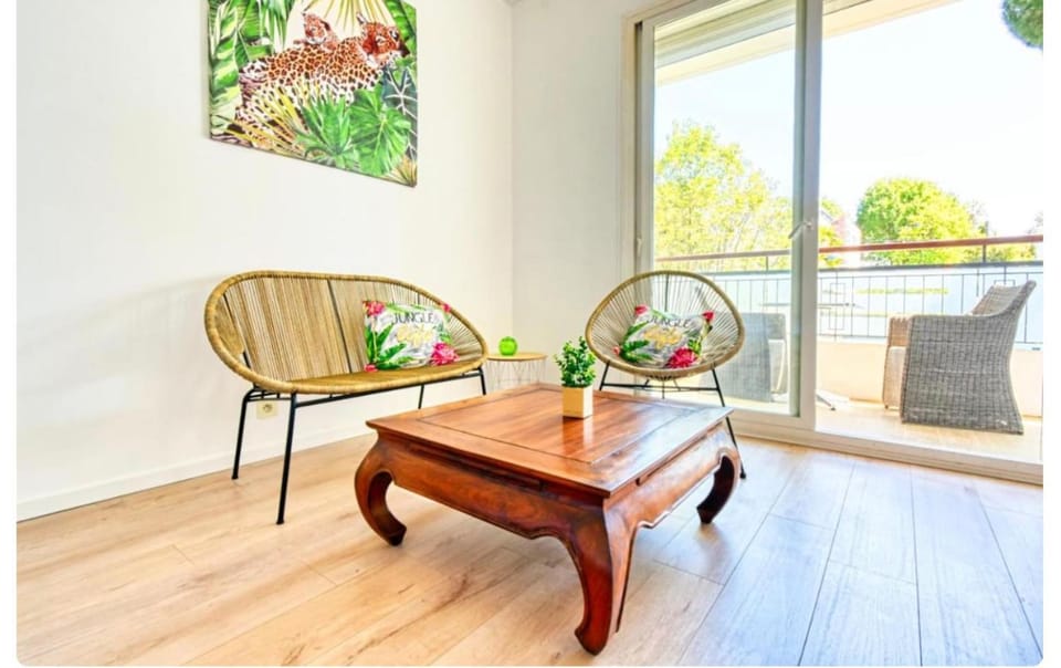Le Capri - Studio Wifi Californie Apartment in Cannes