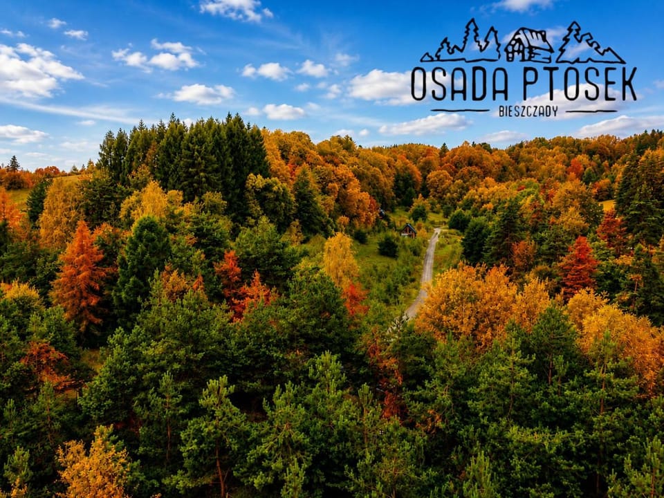 Miłochata Osada PTOSEK Bieszczady House in Poland