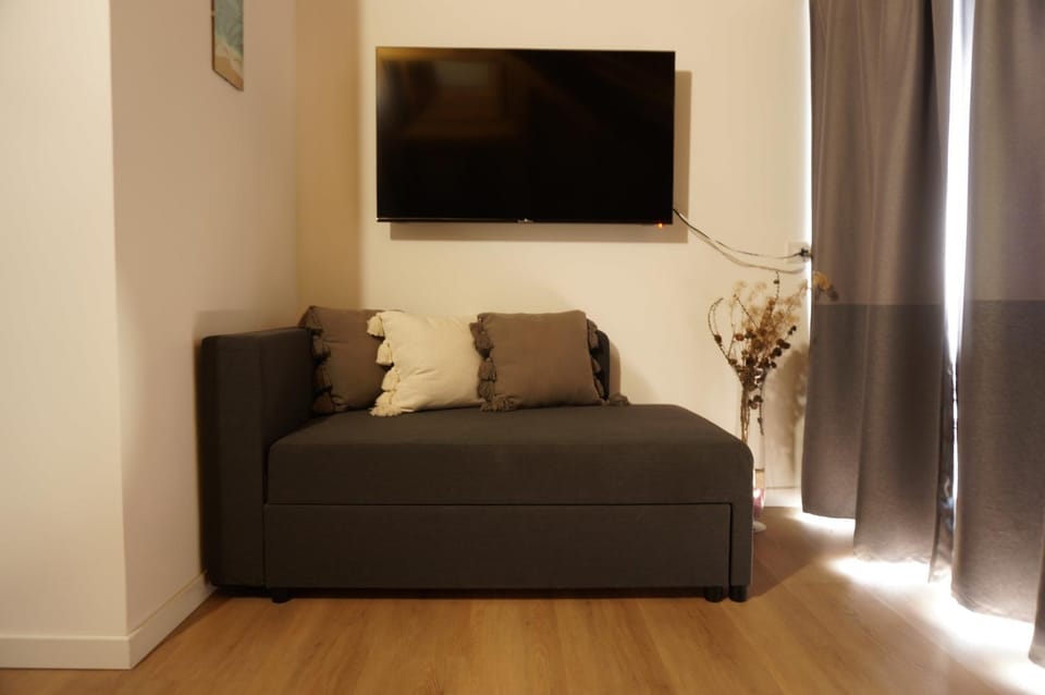 TV and multimedia, Bedroom