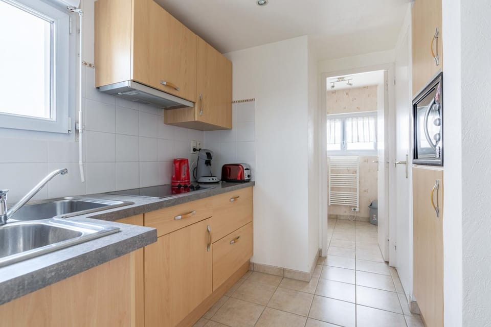 Kitchen or kitchenette, Other