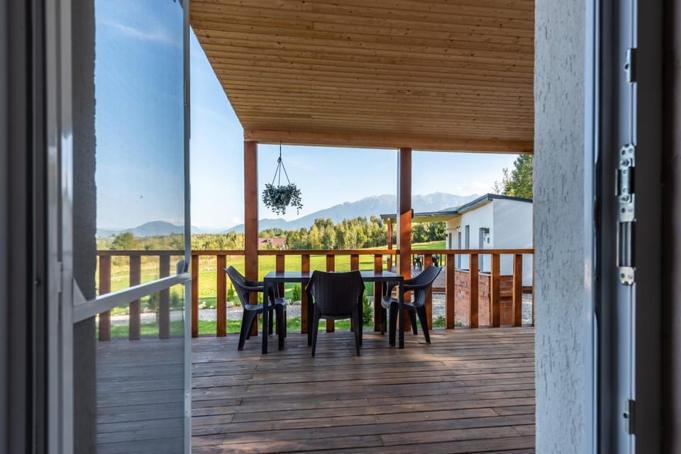 Property building, Balcony/Terrace