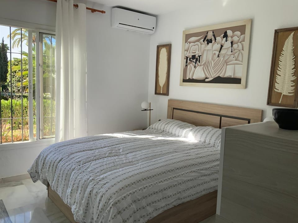 Apartamento Miraflores tres piscinas cerca del mar - Albamar Apartment in Costa del Sol