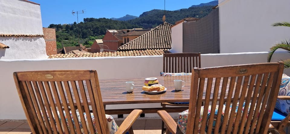 Day, Balcony/Terrace, Dining area, Sunrise