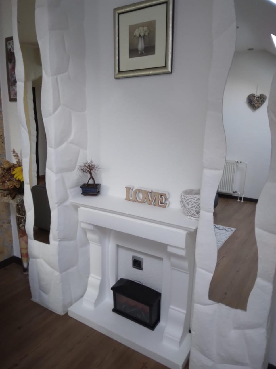 Living room, Seating area