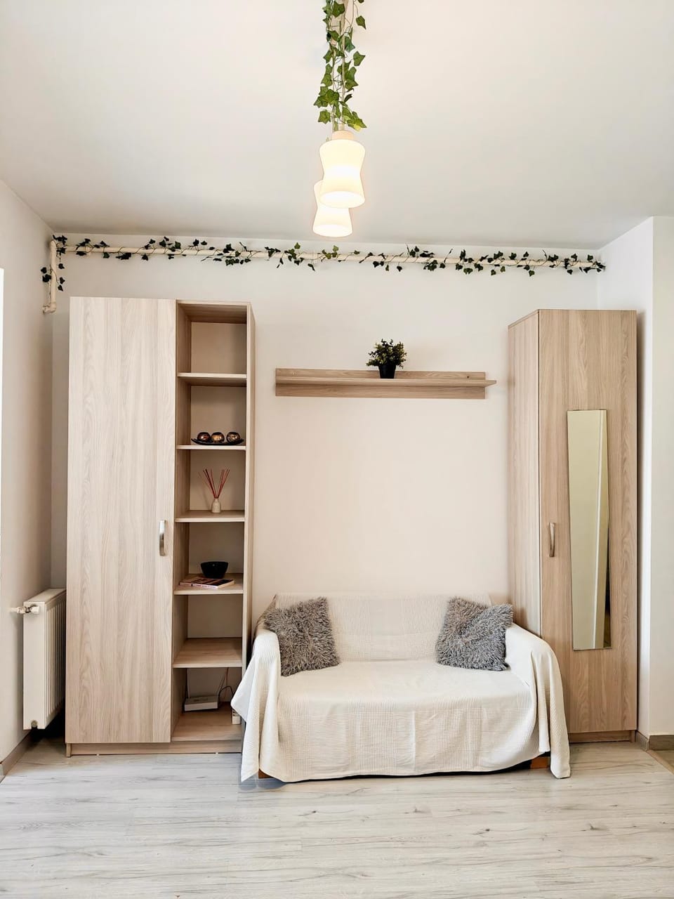 Quiet & Bright Studio - Available Monthly Apartment in Bucharest