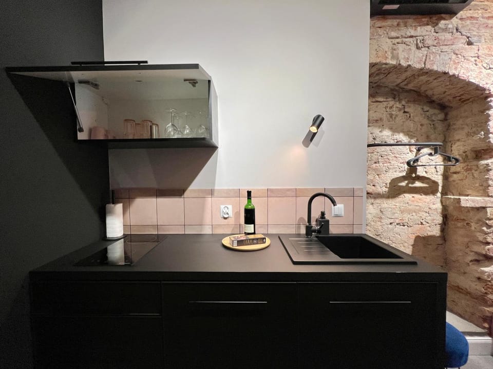 Pudrowy Apartament OLD TOWN design Apartment in Greater Poland Voivodeship