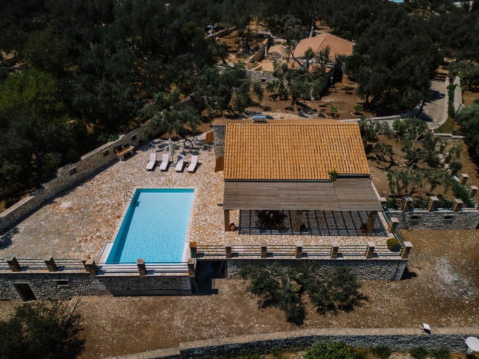 Villa Anemos Villa in Gaios