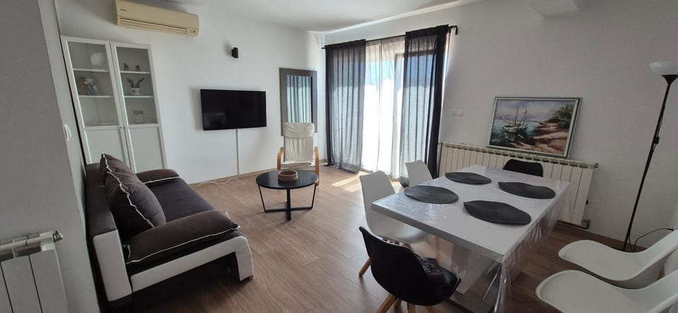 Apartman Sveti Filip i Jakov Gabrijel Apartment in Šibenik-Knin County, Croatia