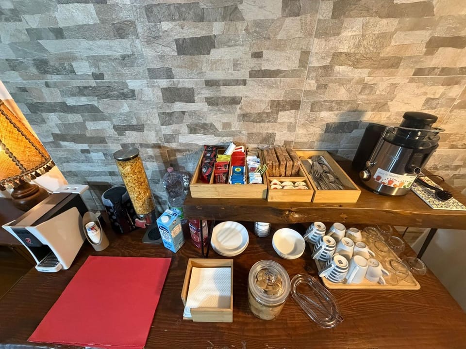 Coffee/tea facilities