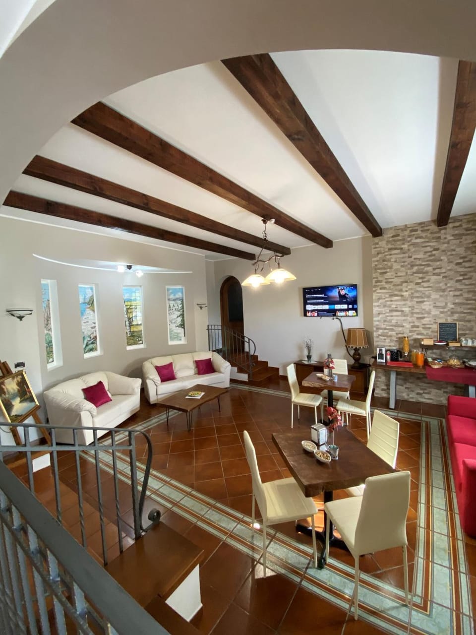 Communal lounge/ TV room