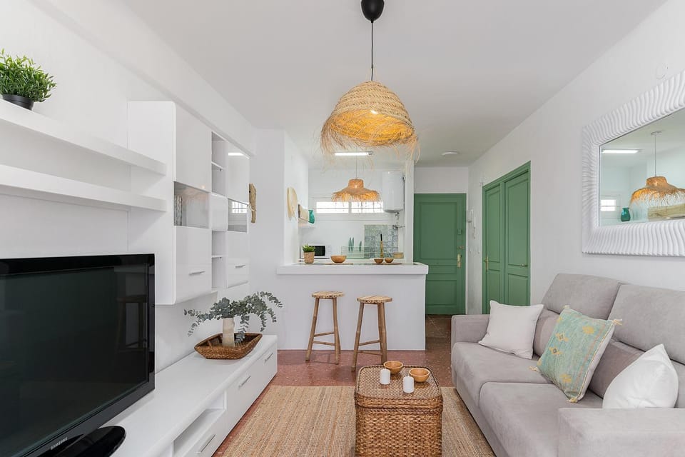Communal lounge/ TV room, TV and multimedia, Living room