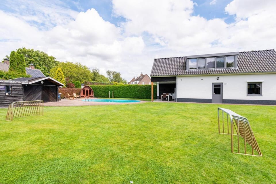 Prachtig royaal gastenverblijf House in North Brabant (province)