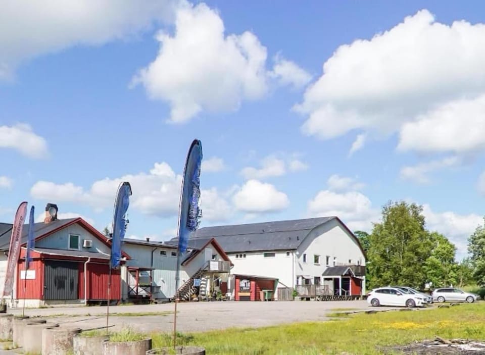 Tofta Konstgalleri-Familjelägenhet Apartment in Västra Götaland County