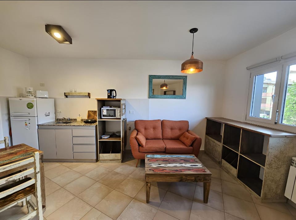 Kitchen or kitchenette, Living room, Seating area