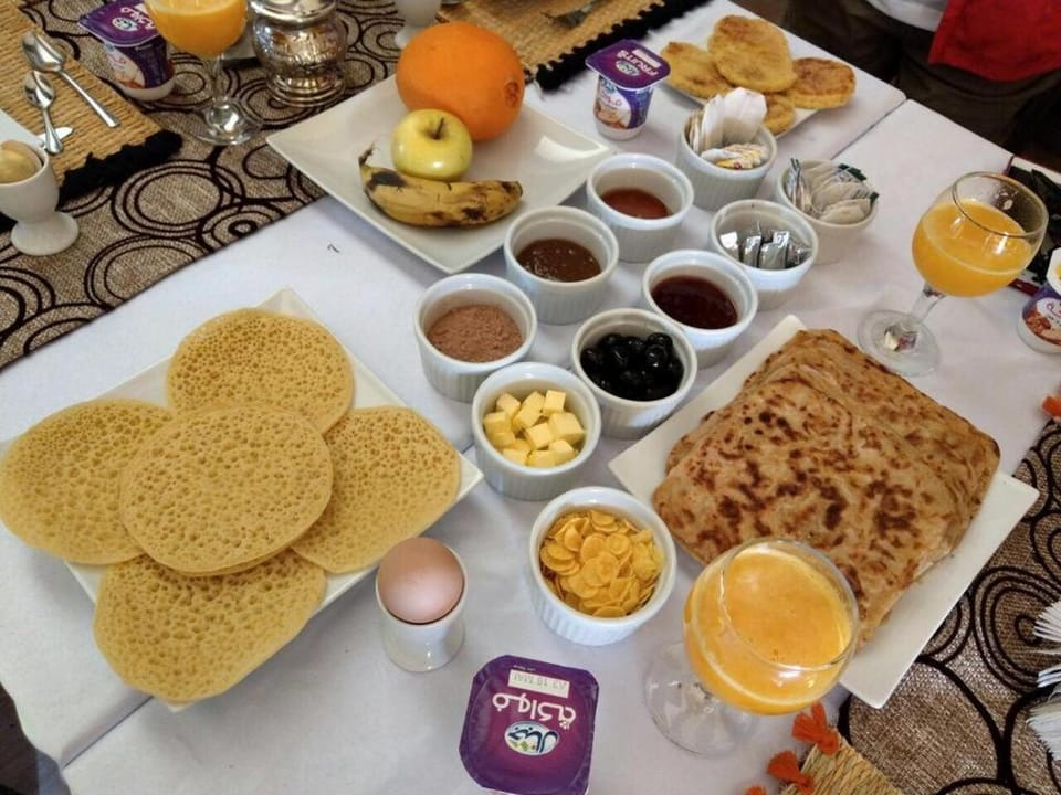 Food and drinks, Food, Breakfast, Continental breakfast, Buffet breakfast