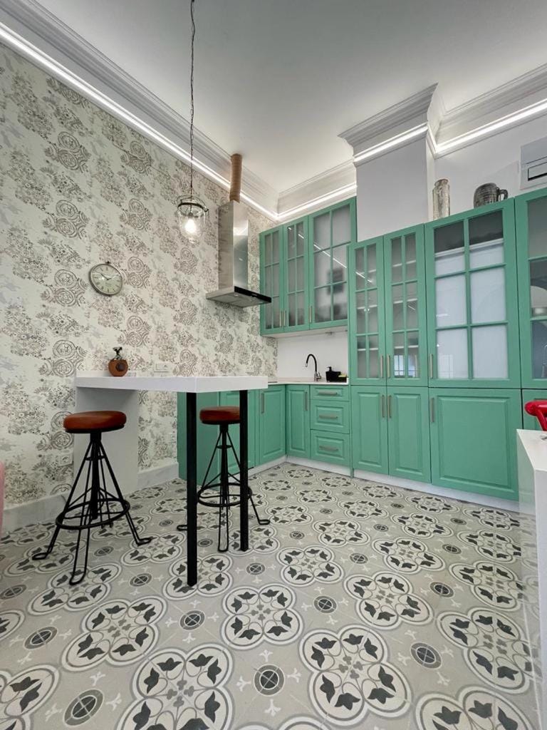 Kitchen or kitchenette
