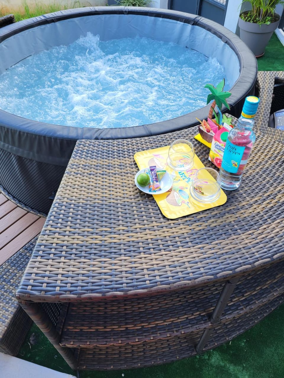 Hot Tub