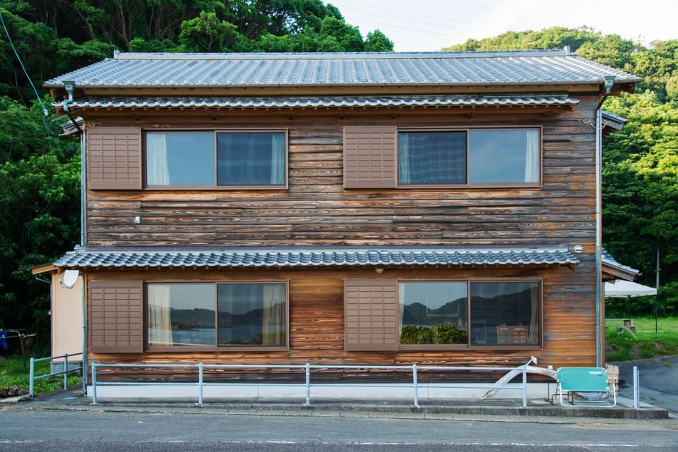 大砂荘 OZUNA CAMP and LODGE Bed and Breakfast in Japan