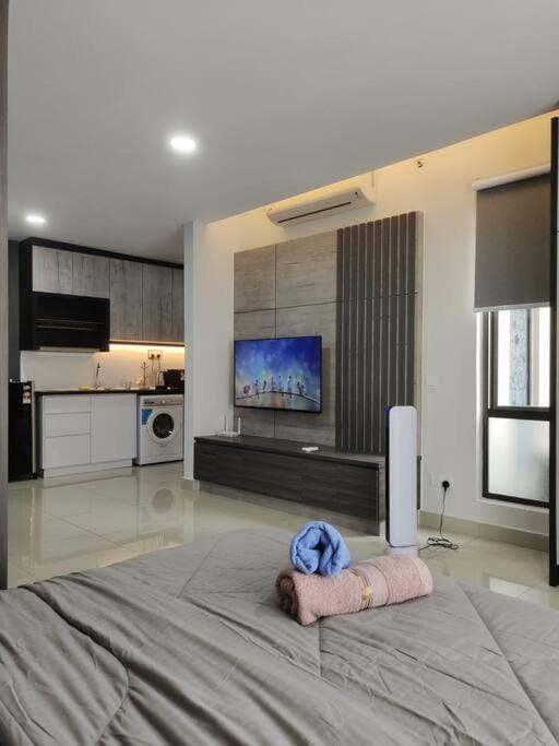 Urban360 Pool view with Parking and wifi Provided Apartment in Federal Territory of Kuala Lumpur
