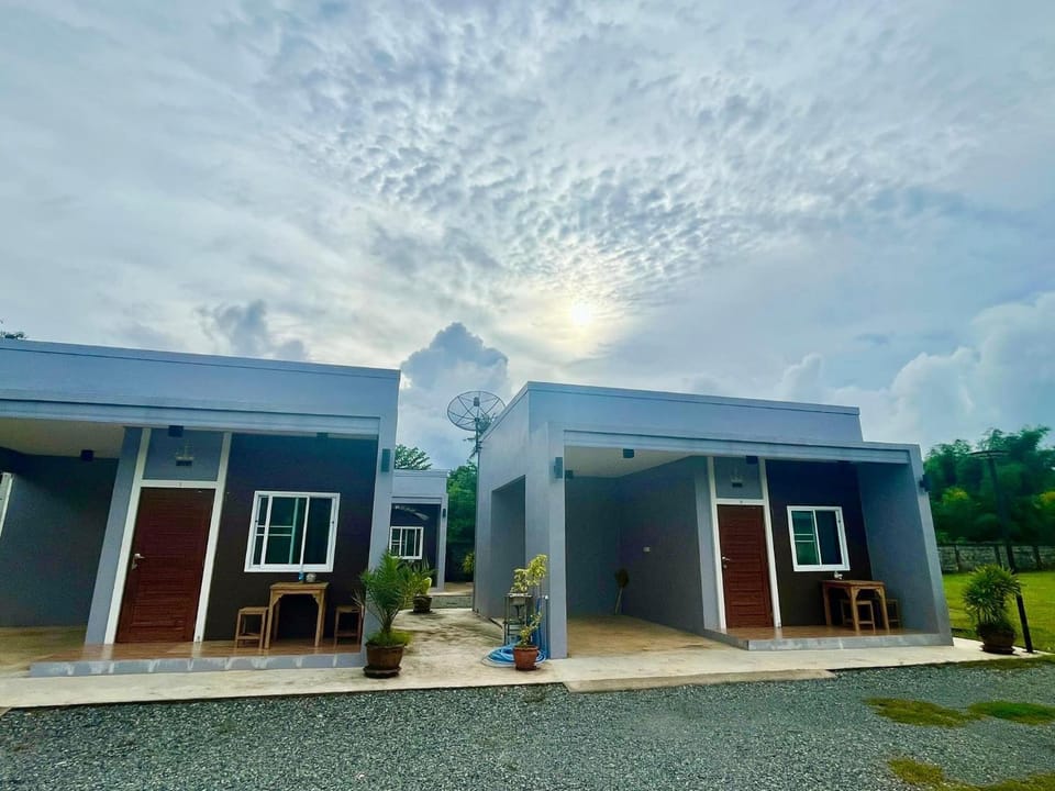 ก่อนเกาะโฮเทล แหลมงอบ Konkoh Laemngob House in Trat Changwat