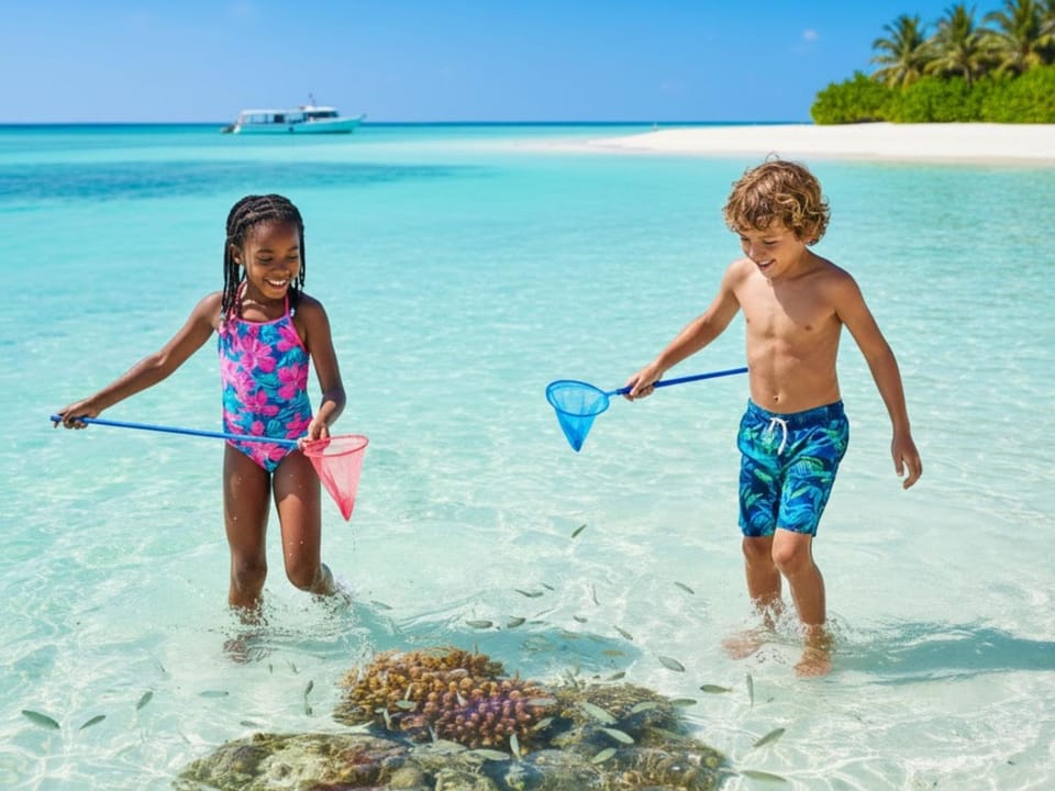 Day, People, Natural landscape, Beach, Sea view, children, group of guests