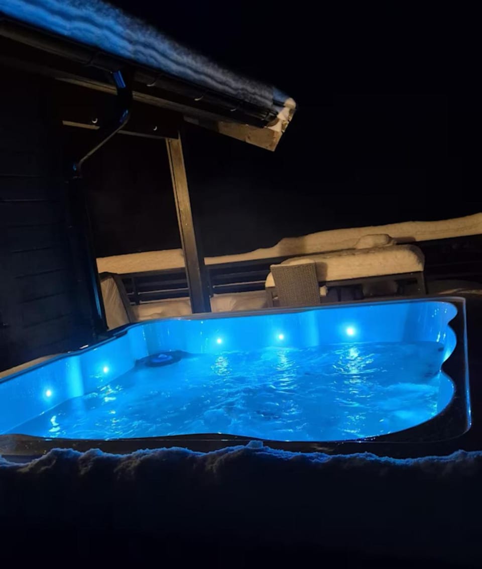 Hot Tub
