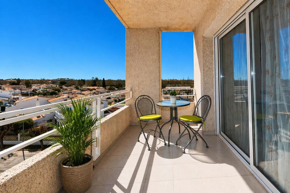1212 SANT MAURICI vista canal - Apivend Immo Apartment in Alt Empordà