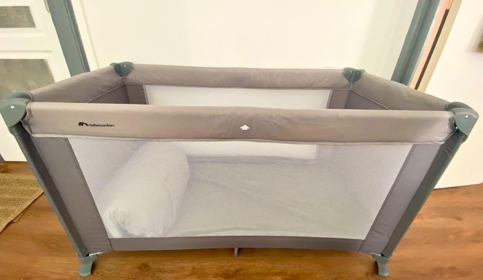 Bed, Bedroom, children, young children