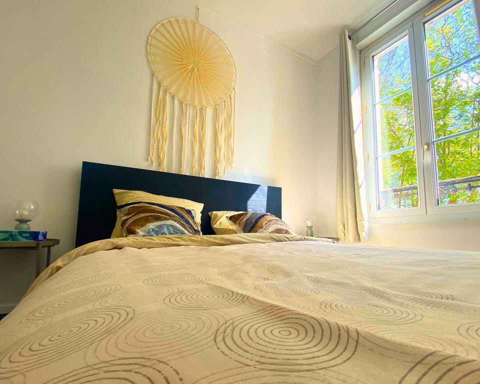Summer, Photo of the whole room, Decorative detail, Bedroom, City view, Landmark view