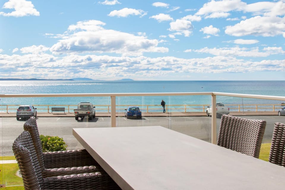 Balcony/Terrace, Beach, Sea view