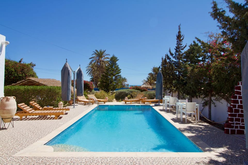 Swimming pool