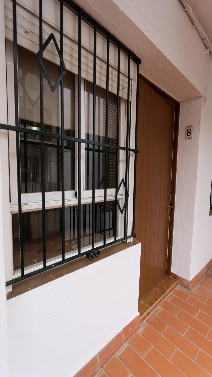 Facade/entrance, View (from property/room)
