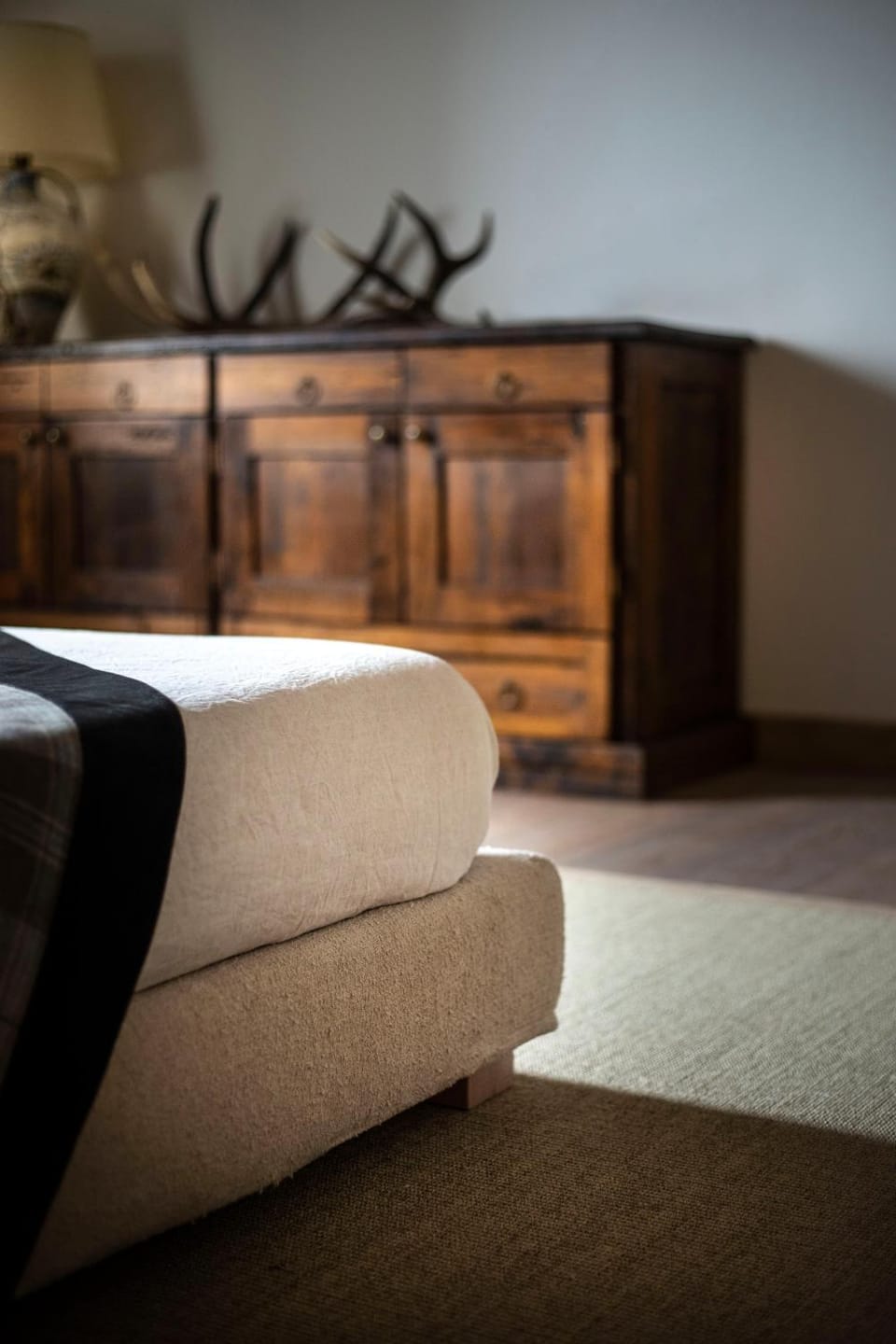 Decorative detail, Bedroom