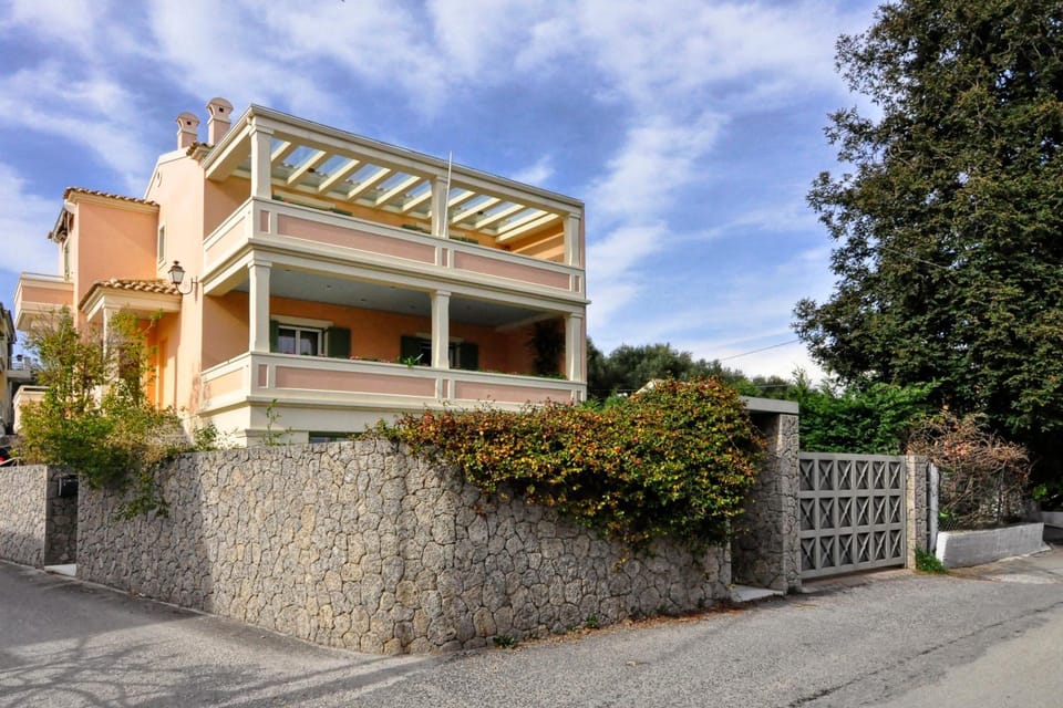 Property building, Day