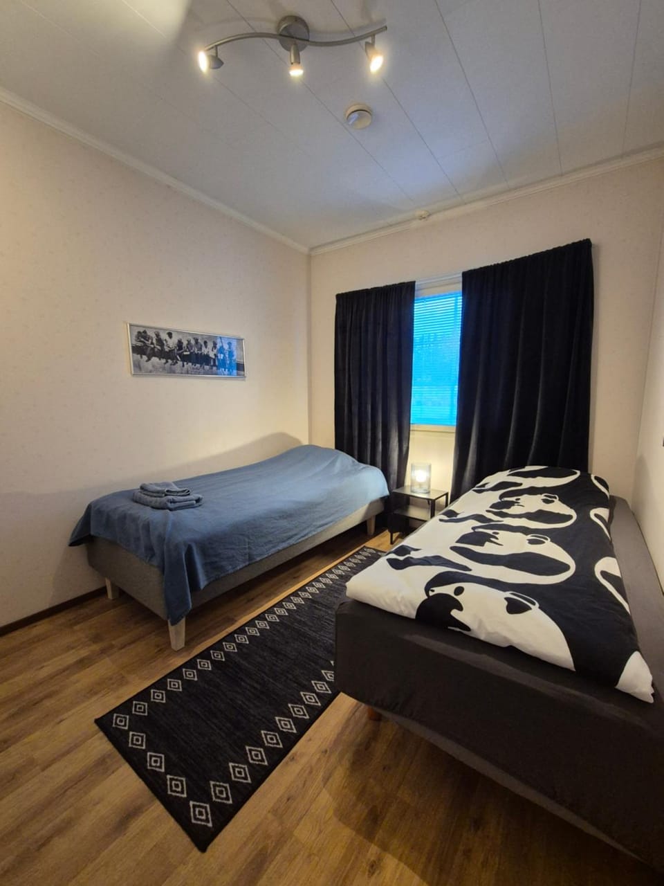 SANDY - Modern Row Aprt (3 rooms) - 24h Check-in Apartment in Finland