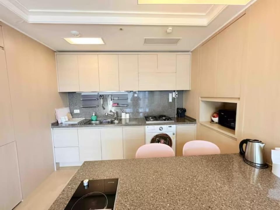 Hotel With Apartment in Busan