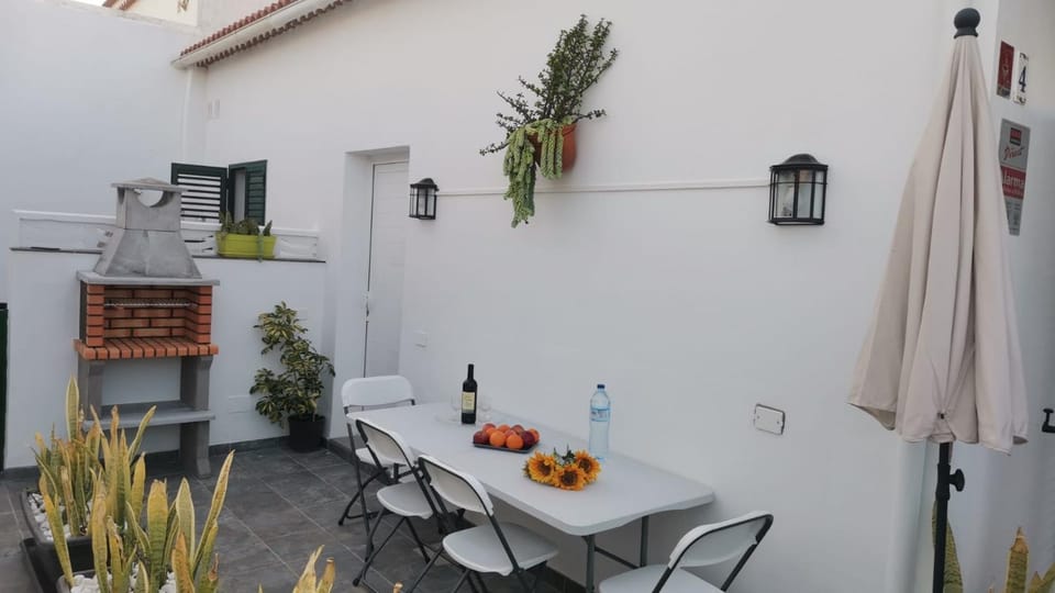 CHALET CON JACUZZI CLIMATIZADO, BARBACOA Y CERCA DE LA PLAYA House in Abona