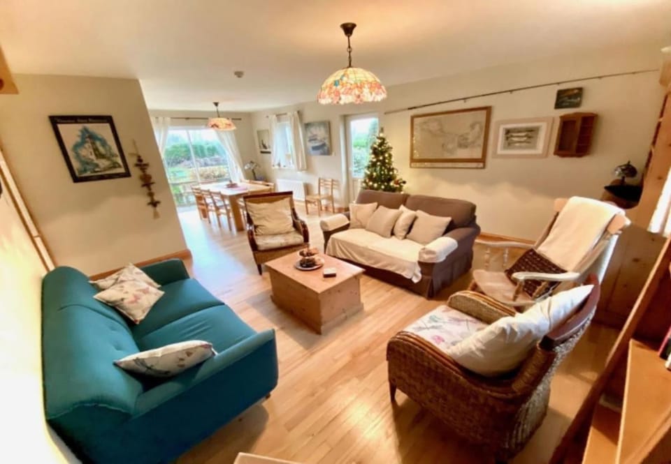 Fough East, Oughterard House in County Galway