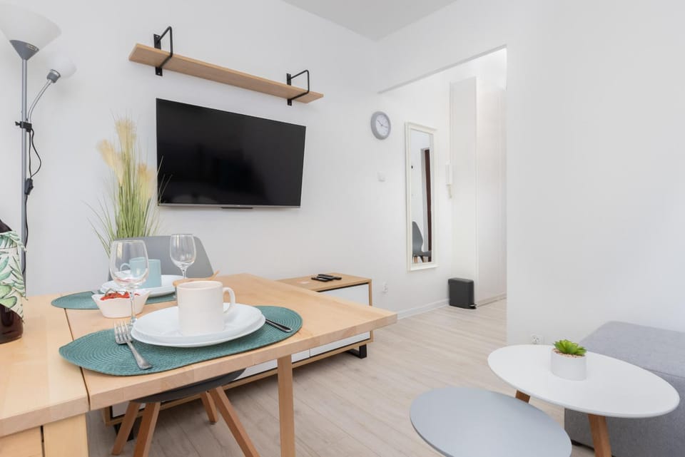 TV and multimedia, Seating area