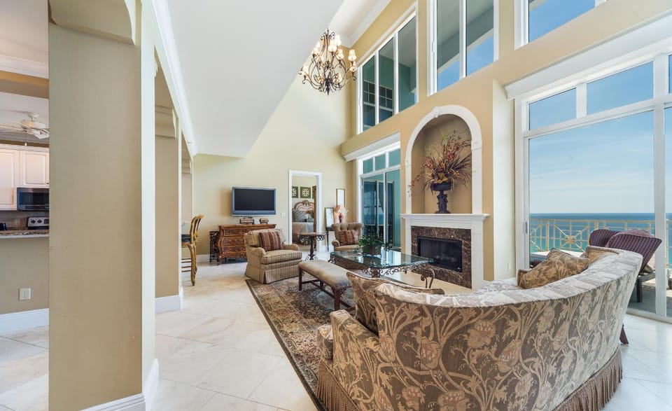 TV and multimedia, View (from property/room), Living room, Seating area, Sea view, fireplace, furniture