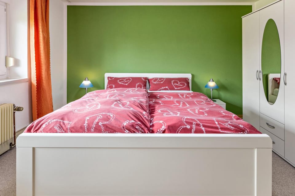 Living room, Bedroom