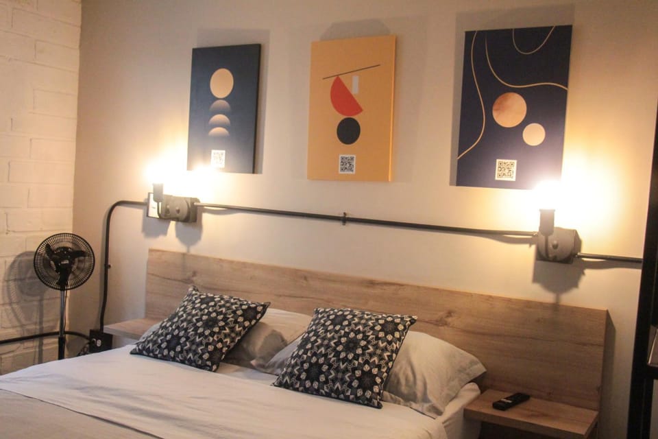 Apartamento en el Poblado, permite mascota FRN102 By Roots Rentals Apartment in Envigado
